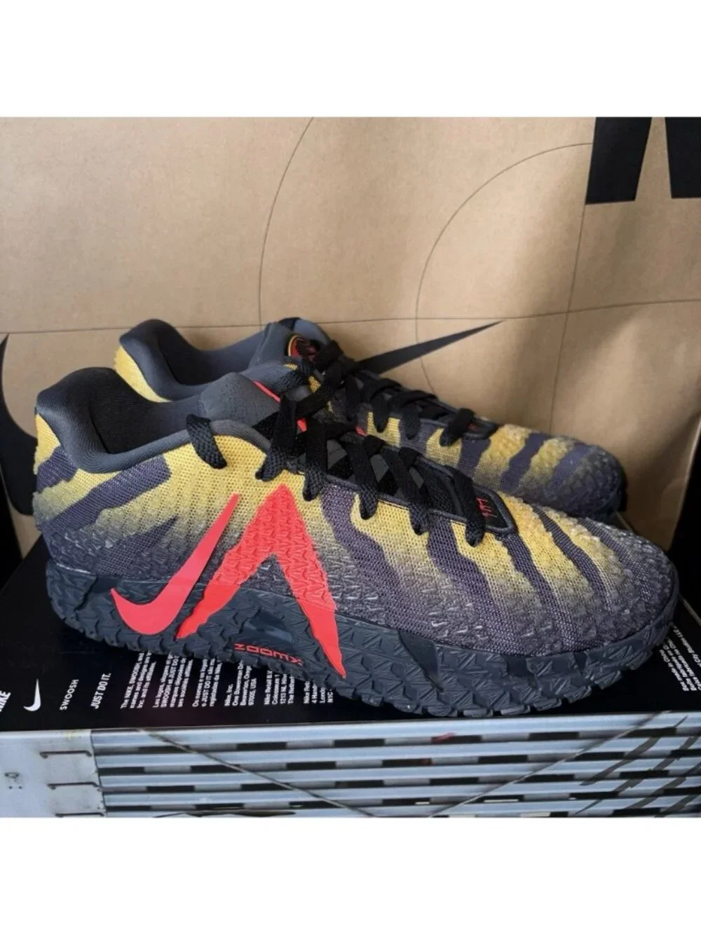 New Nike JA 3 Black Yellow Red Jurassic Park Raptor IU7240 001 Men Size 8